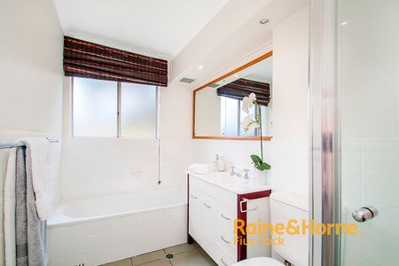 16/8 BORTFIELD DRIVE, Chiswick NSW 2046 - Apartment For Rent | Domain - Photo 5