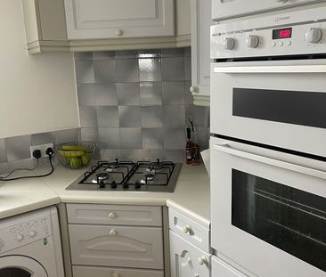 2 Bed Flat, Craigcrook Road, EH4 - Photo 5