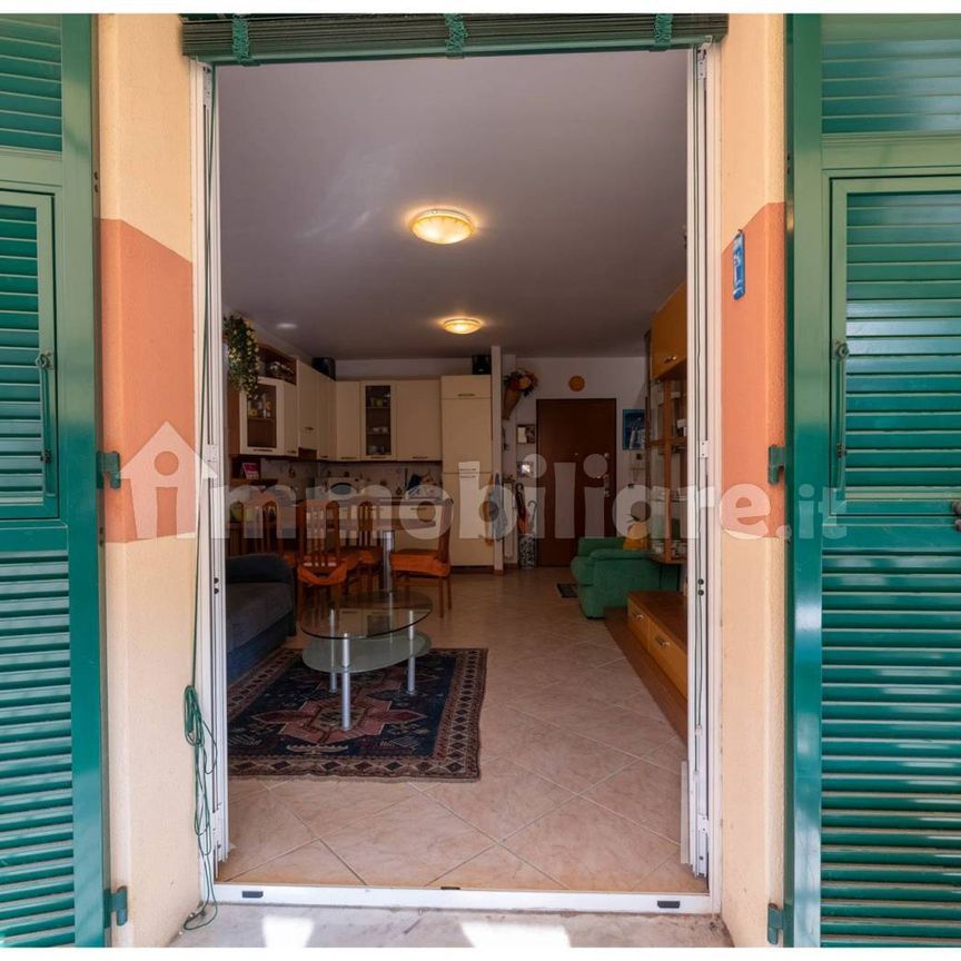 Bilocale via Monte Grappa 43, Centro, Varazze - Photo 1