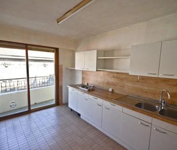 Location Appartement 1 pièce 38m² NICE 06000 - Photo 2