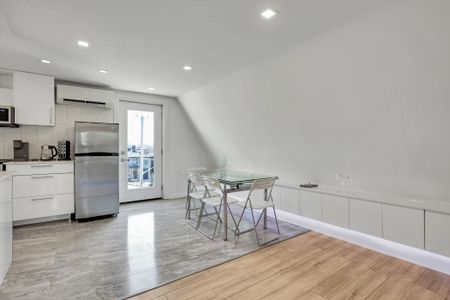 For Lease - 149 Concord Street Unit# C, Glebe - Ottawa East and Area, Ontario - Photo 2