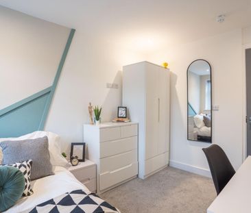 Telephone #68 - Photo 3