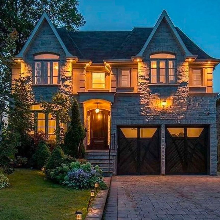 For Lease - 90 Grandview Avenue, Markham, Ontario - Photo 1