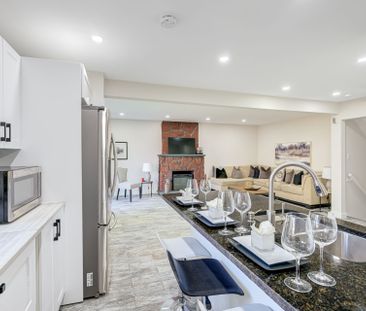 For Lease - 270 Yorkshire Drive Unit# Rear, Newmarket, Ontario - Photo 1