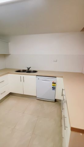 1-35 Pine Street, Sydney - Photo 3