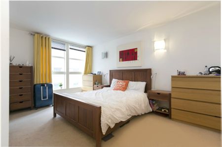 Blackwall Way, London, E14 9NR - Photo 3