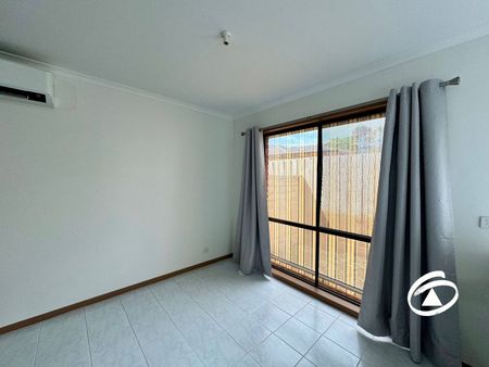 2/102 Fleetwood Drive, 3805, Narre Warren Vic - Photo 2