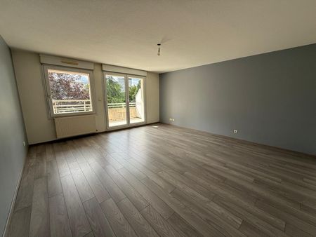 Location Appartement 2 pièces 53m² ST LOUIS 68300 - Photo 2