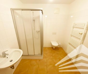 Großzügige 2 Zimmerwohnung mit Küche in der Innenstadt - Nähe Lands... - Photo 4