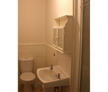 1 bed flat for rent in West End - Photo 6