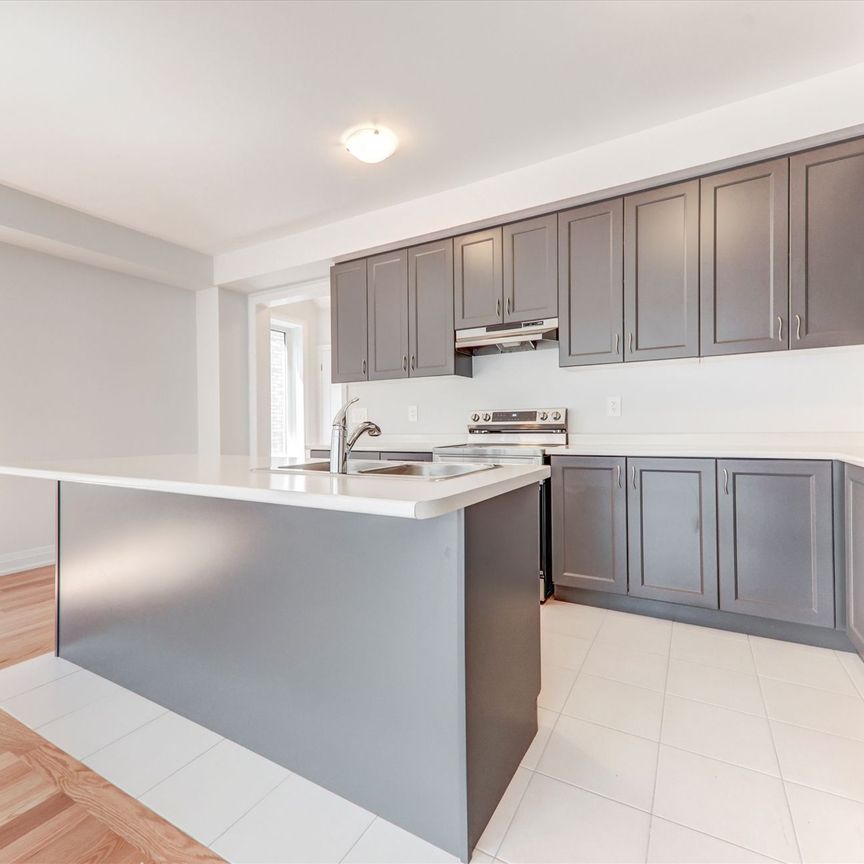 For Lease - 61 Butler Boulevard, Kawartha Lakes, Ontario - Photo 1