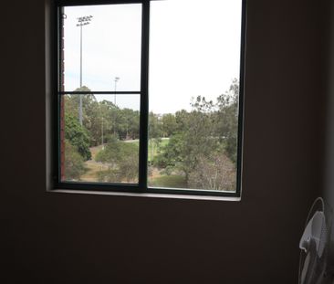 Alexandria - Photo 2