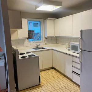 For Lease - 10084 Yonge Street Unit# 1, Richmond Hill, Ontario - Photo 2