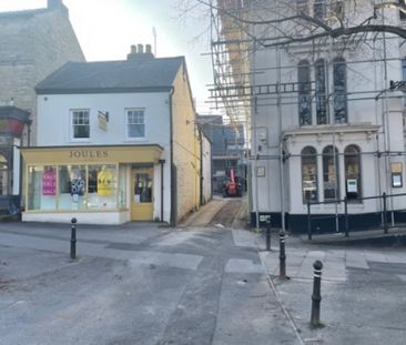 1 bed Apartment - To Let - Photo 6