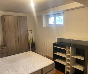 Location Appartement 1 pièce 38m² - Photo 3
