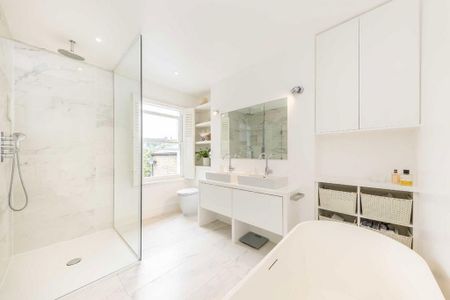 2 bedroom terraced house to rent - Photo 5