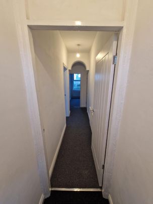 2 bedroom ground floor flat to rent - Photo 1