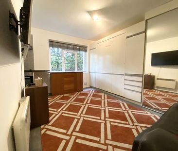 Studio to rent - Photo 3