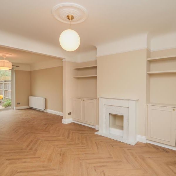 3 bedroom terraced house to rent - Photo 1
