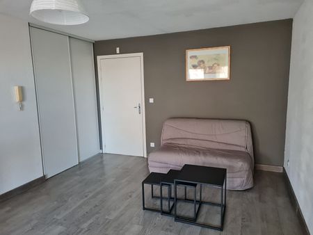 Location Appartement 2 pièces 40m² LATTES 34970 - Photo 2