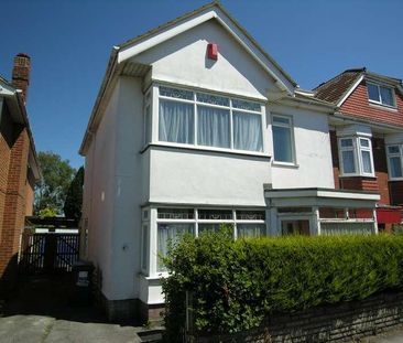 Bedroom Property In Winton, BH9 - Photo 2