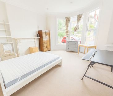 41 Carnarvon Road, Bristol, BS6 - Photo 4