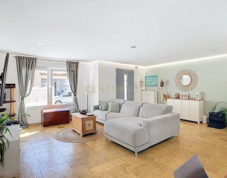 Torremolinos, Andalusia - Photo 5