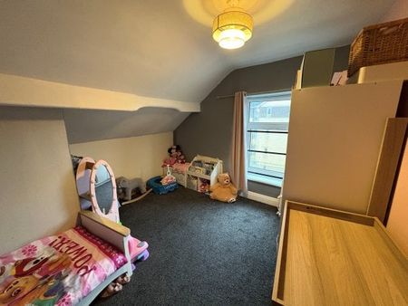 Wellington Terrace, Morecambe - Photo 2