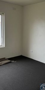 Central Dandenong Apartment - Photo 3