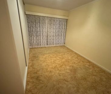 Spacious Family Home with Large Backyard in Valley View - Photo 6