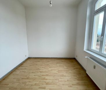 Schön geschnittene 2-RW mit EBK nähe Bahnhof - Photo 1