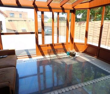 Ruime gezinswoning met 3 slaapkamers en garage - Photo 3