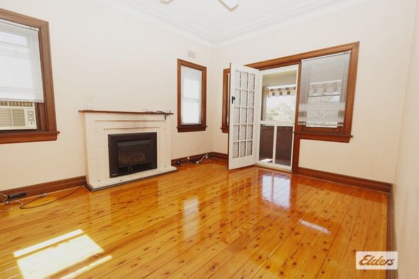 Prime Location - Photo 1