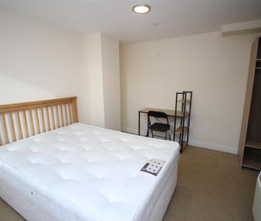 2 bedroom Student Duplex to rent in Waterloo House, Thornton Street... - Photo 5