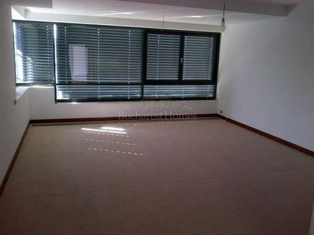 Luxurious Five Bedroom Penthouse in One of the Top Developments in the Country - Fotografie 3