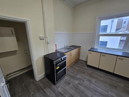 1 bedroom flat to rent - Photo 5