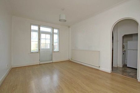 The Close, Isleworth, TW7 - Photo 5
