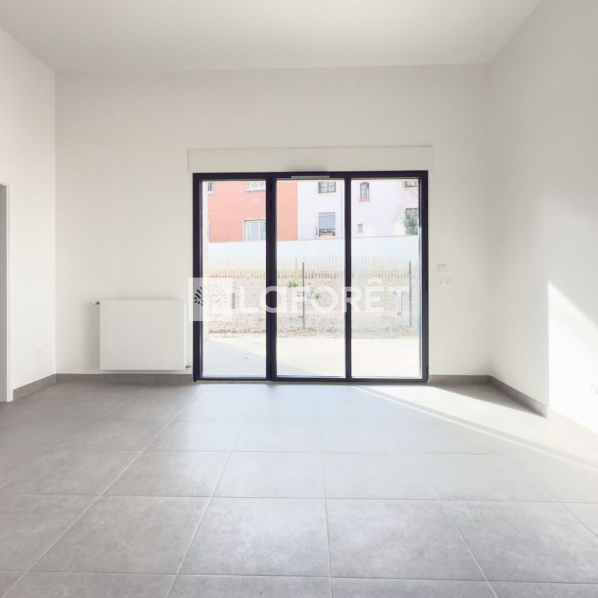 Apartment - Photo 1