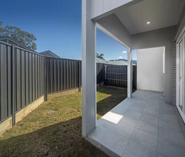 Waiting for You! - Photo 5