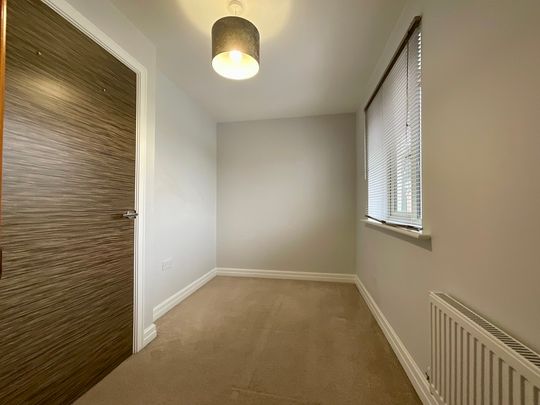 2 bedroom Mid Terraced House to let - Photo 1