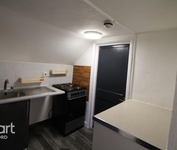 1 bedroom flat to rent - Photo 4