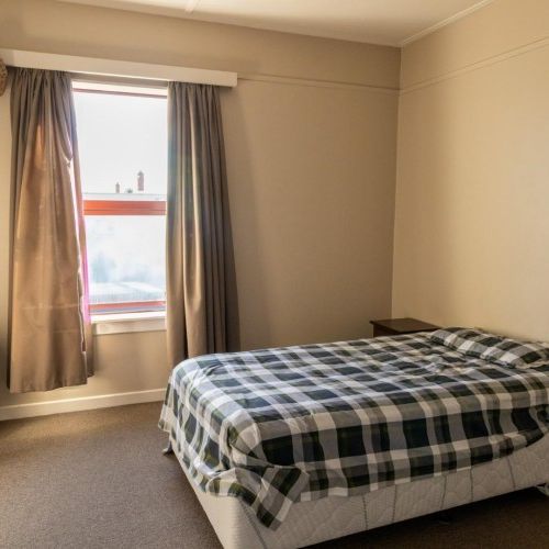 Very tidy, north facing unit and close to town! - Photo 1