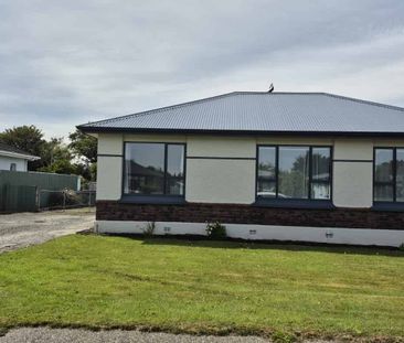 Newly Renovated 3 Bedroom Family Home - Photo 5