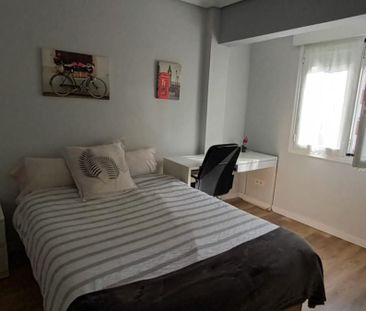 Apartamento de alquiler en Barrio de Uribarri - Photo 6