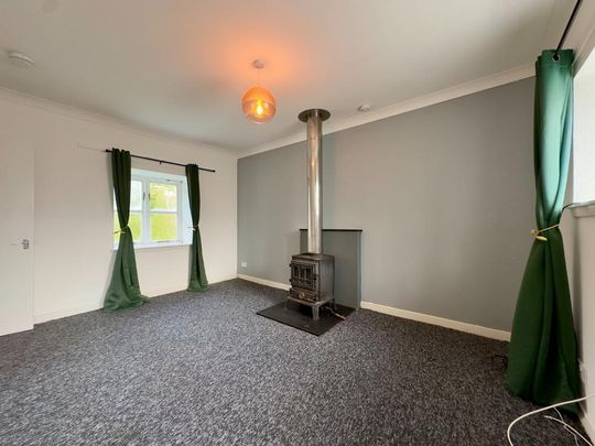 2 bedroom cottage to rent - Photo 1