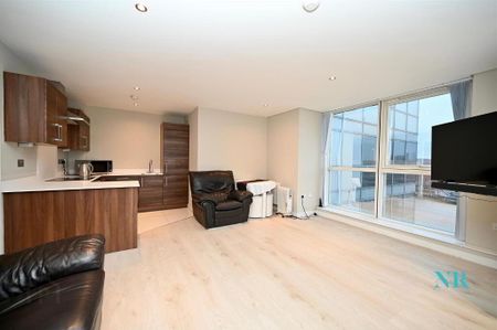 Apt 8.04 Obel Tower, 62 Donegall Quay, Belfast, BT1 3NH - Photo 2