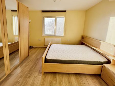 4 bedroom house to rent - Photo 3