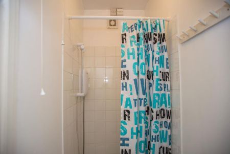 Sir Thomas Whites Road, Coventry, CV5 8DN, Chapelfields - Photo 2