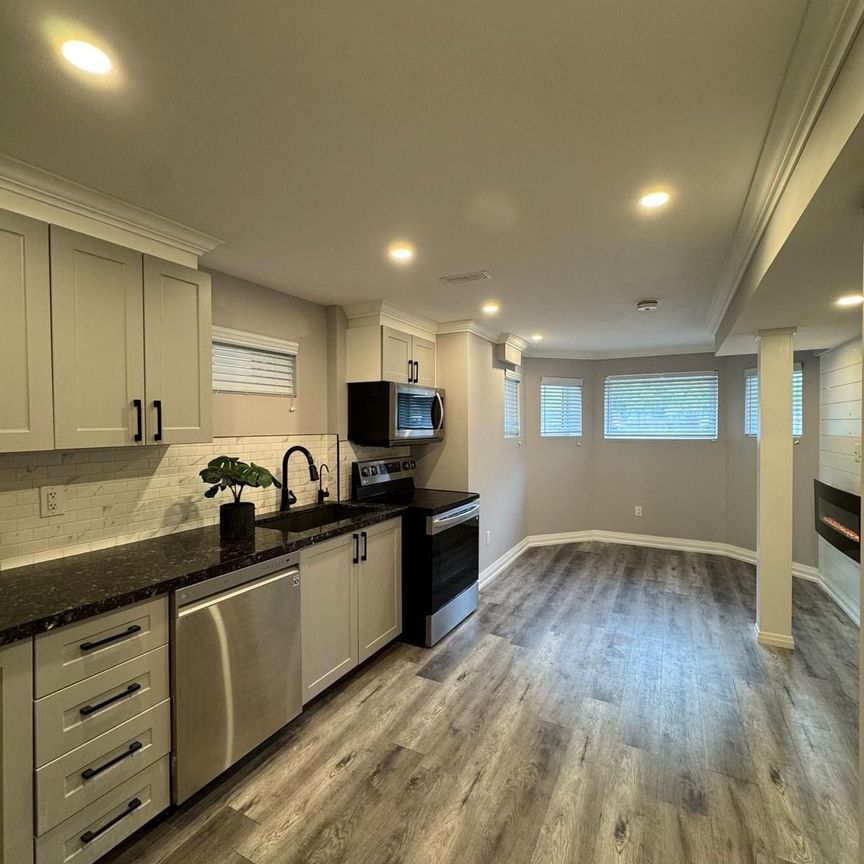 For Lease - 39 Upper Canada Court Unit# Bsmt, Halton Hills, Ontario - Photo 1