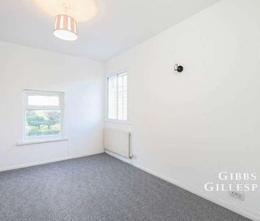 East Common, Gerrards Cross, Buckinghamshire, SL9 - Photo 6